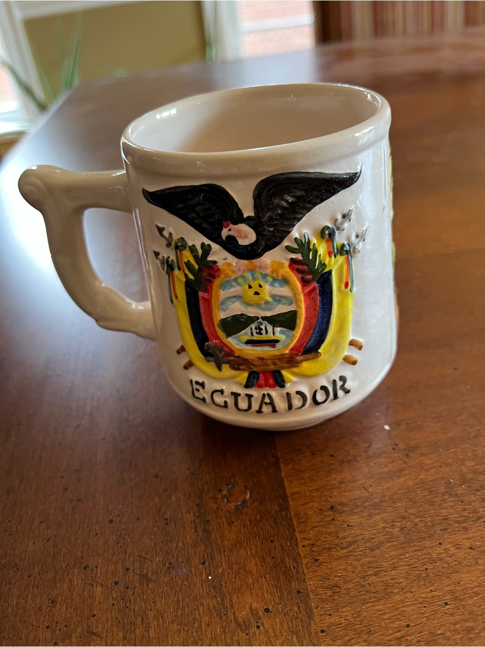 Ecuador Crest White Ceramic Souvenir Mug